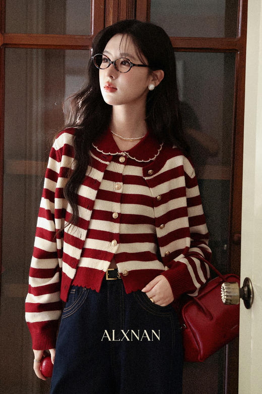 鹿向南「法式格调」复古红色条纹针织开衫女秋季新款慵懒长袖毛衣 商品图5