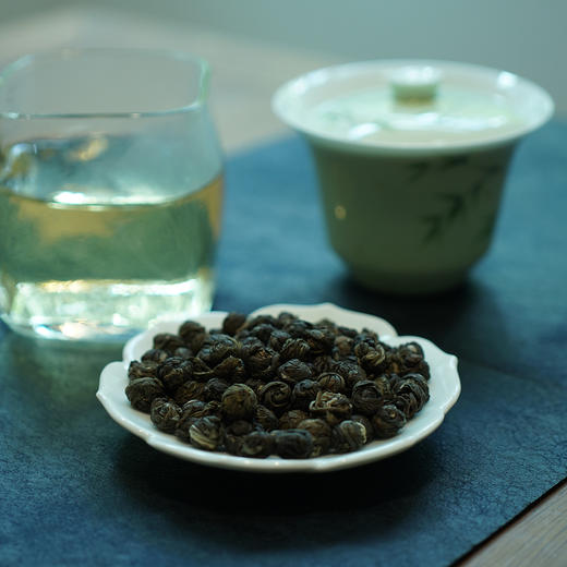 【7窨茉莉龙珠】龙珠的汤感是清甜无涩感  喝起来觉得香香甜甜的很舒服 商品图1