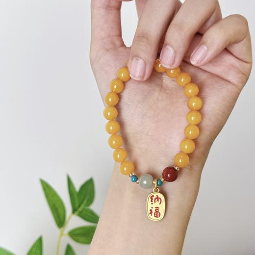 【敦煌晏宁·鸡油黄蜜蜡手串】敦煌福泽小众鸡油黄蜜蜡 单圈红玛瑙招财手串 复古新中式文艺 商品图7