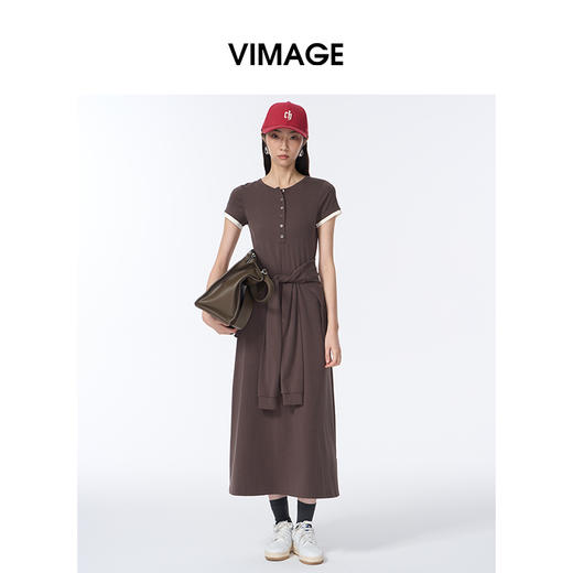 VIMAGE纬漫纪圆领休闲运动感棉时尚假两件咖色2025秋季新款连衣裙V2407103 商品图0