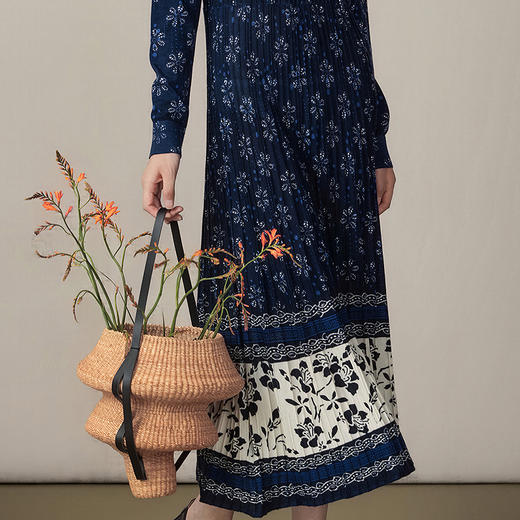 【林栖设计小店】（现货）美丽诺绵羊毛连衣裙提花修身显瘦2025秋冬新款毛织长裙女1954040 商品图6