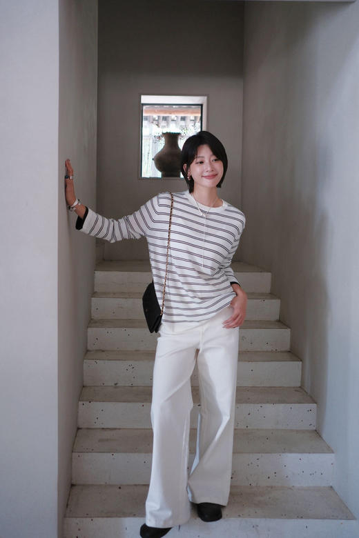 品牌订单新品桑蚕丝极细织羊毛条纹上衣 商品图1