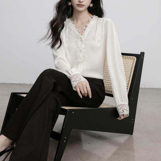 「自」全新升级【铂金会员174/天猫229/差价55】(75528)洛诗琳法式气质蕾丝领衬衫2025秋季新款设计感雪纺衫上衣女 商品图2