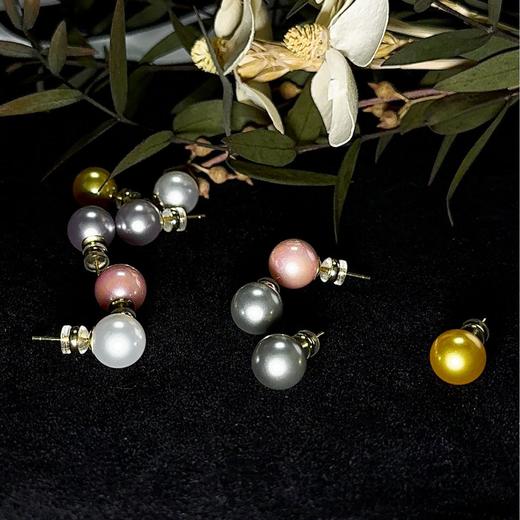 【经典不过时】yiyixm 一周珍珠耳钉（5对） | 三个黄金尺寸 5种颜色 镜面光泽 时尚简约 商品图2