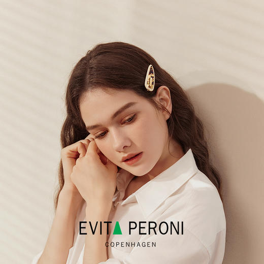 品牌直发 Evita “浮光璨影”系列一字夹 流沙杏/ 炫金棕 商品图7