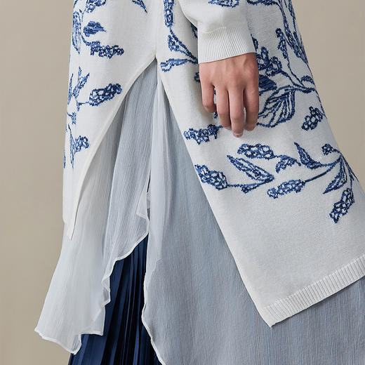 【林栖设计小店】（现货）提花毛织外套拼桑蚕丝飞片复古2025秋冬新款长款开衫女1954083 商品图3