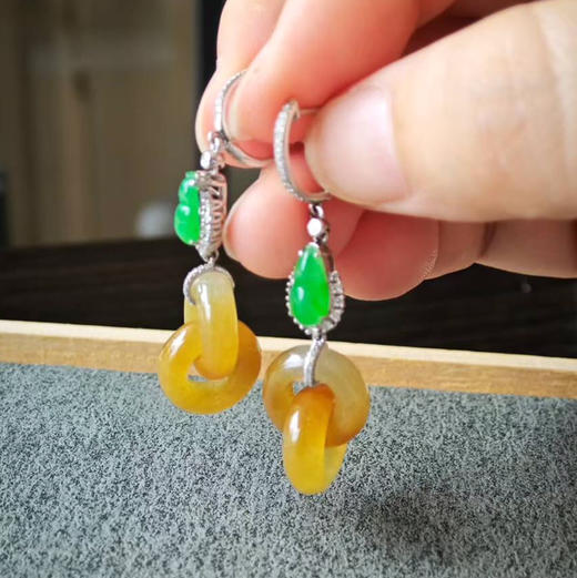 黄翡套环绿葫芦耳坠 商品图2