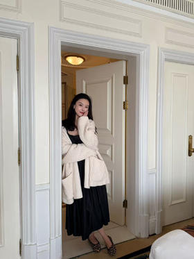 DUO智仙生 黑标 布列塔尼海雾包裹的光 厚厚的显贵羊毛宽松外套