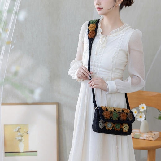 苏苏姐家素缎彩梅映珠包手工DIY钩针编织毛线团羊毛线自制材料包 商品图2