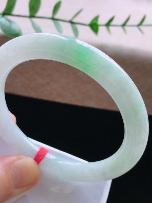 54-55正圈翡翠手镯 商品图4