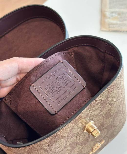 代购级别盒子包斜挎包082004 商品图10