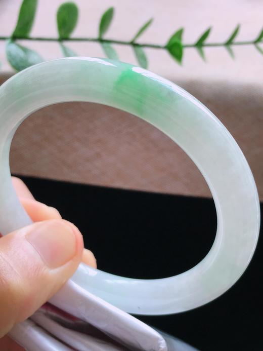 54-55正圈翡翠手镯 商品图0