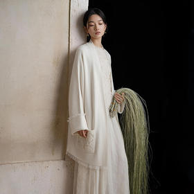 【林栖设计小店】（现货）绵羊毛毛织外套镂空仿手钩花流苏2025秋冬新款长袖毛衣女1954007