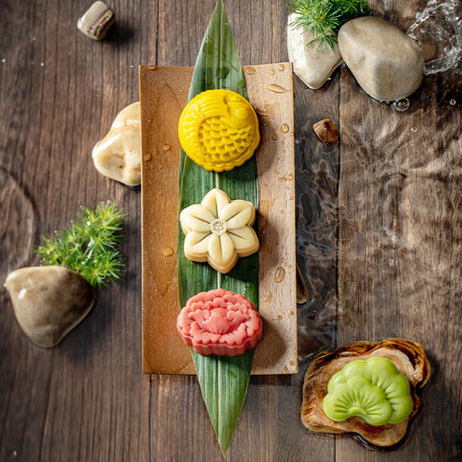 【露华新赠玫瑰鲜花饼】月饼礼盒装864g（仅限原价下单） 商品图3