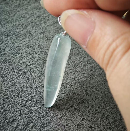 冰种寒光翡翠瓜 商品图1