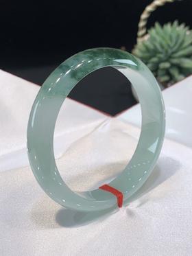 58正圈翡翠手镯