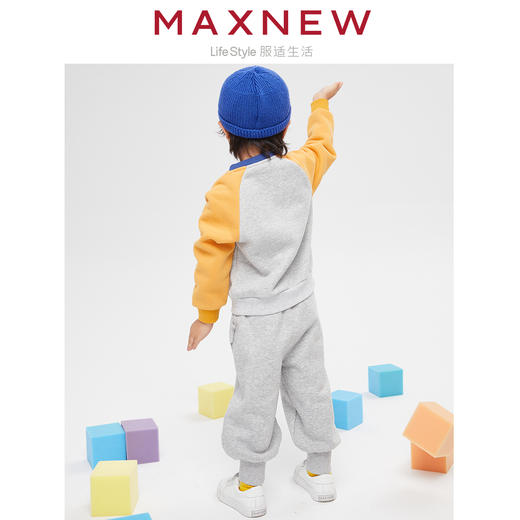 【门店同款】马恩MAXNEW童装秋冬男童卫裤束脚宽松趣味长裤加厚运 商品图2