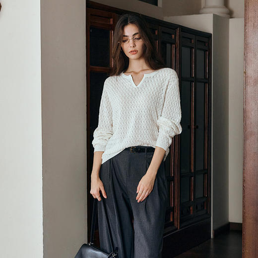 OLrain欧芮儿度假风镂空宽松针织衫女秋季2025新款简约松驰感上衣 商品图0