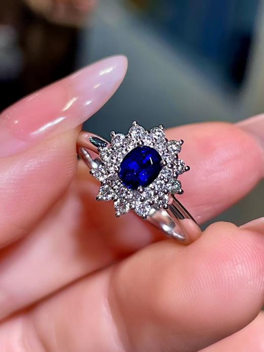 0.75ct刻面蓝宝石戒指 商品图2