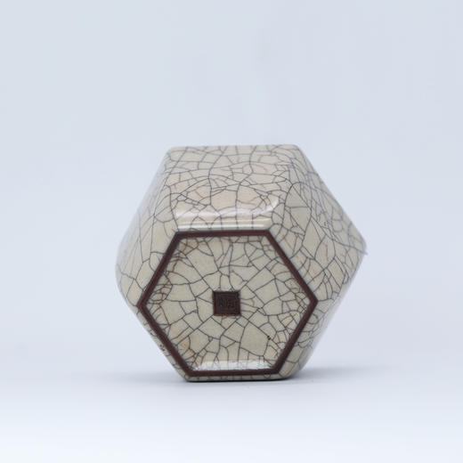 问鼎哥窑慕古款静空杯 商品图2