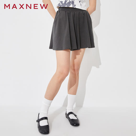 【门店同款】马恩MAXNEW女装2025夏季新款A版阔腿短裤 商品图2