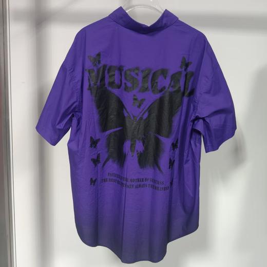 BY翻领撞色字母渐变下摆短袖衬衫（红绿紫）A  夏季 152130130321 商品图4