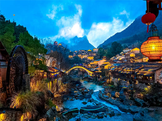 五一4日【婺源望仙谷】婺源望仙谷•卧龙谷-菊径村-漳村-月亮湾-三清山-弋阳龟峰-景德镇-瑶里古镇 商品图2