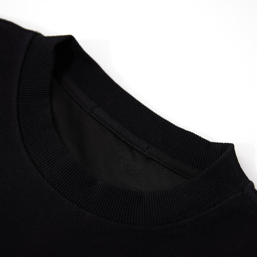 【新品上新】HX 秋季圆领卫衣C106530028101 商品图2