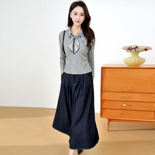 QYM 25B03-Y时尚两件套长袖小衫+高腰半身裙套装裙 商品图1