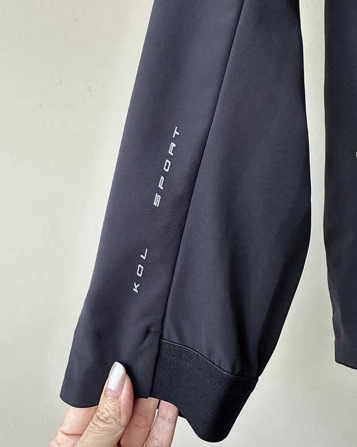 现货 THS-限时 可隆 情侣款 软壳防水耐磨外套 休闲冲锋衣 QF092 商品图9