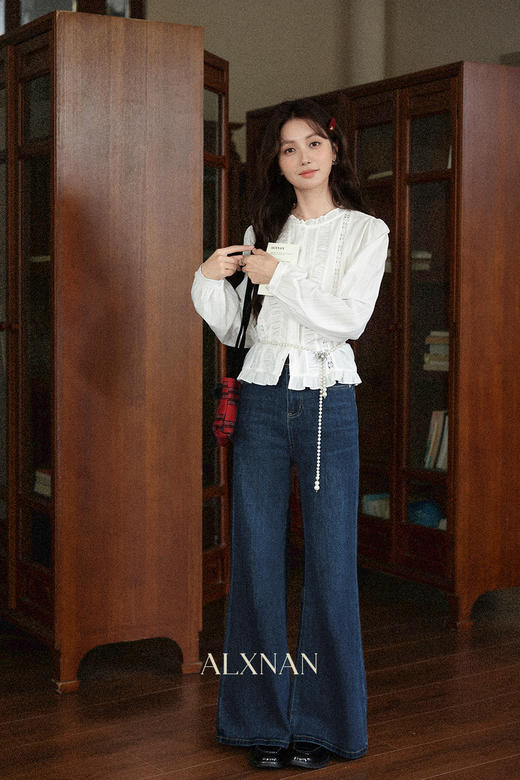 鹿向南「白调小诗」米白色法式花边减龄衬衫女秋新款小众长袖上衣L57238 商品图5