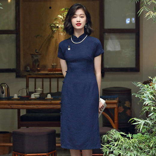 「自」全新升级【铂金会员330/天猫449/差价119】(02253)洛诗琳复古全开襟旗袍2025夏季新款国风提花显瘦连衣裙女 商品图0