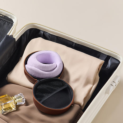 【热敷护颈】MERF美泛多巴胺小暖圈MF-2501 护颈好眠 双档调温  无线便携 轻量化设计 送轻奢皮质收纳包+精油艾草包 商品图7