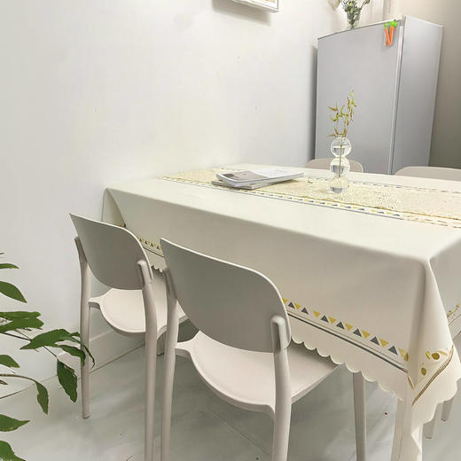 北欧餐椅家用塑料椅子现代简约牛角洽谈书桌椅凳子靠背网红化妆椅 商品图2