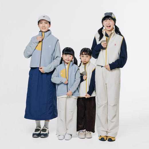 【品牌特惠】ACMEITEM爱棵米-女士抓绒立领马甲GAG2090109E 商品图3