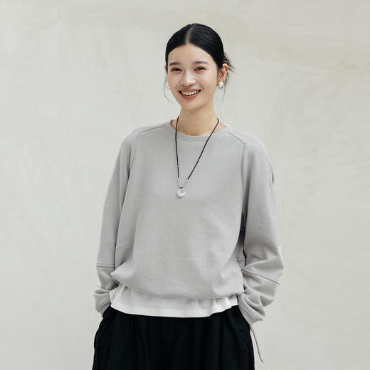 绽放702朵/2024秋季新款女装设计感系带休闲棉纱宽松圆领套头卫衣 商品图3