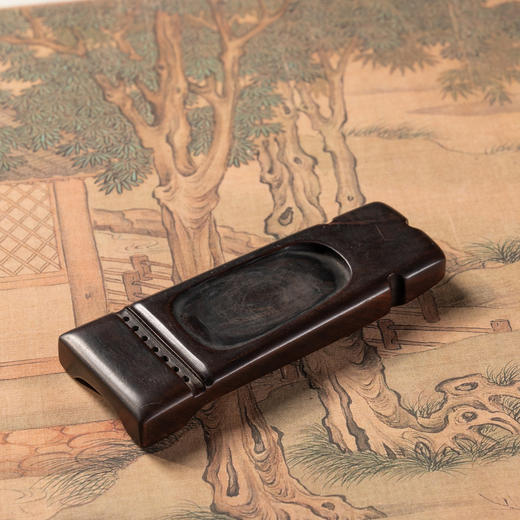 清	红木整挖琴形砚 商品图0