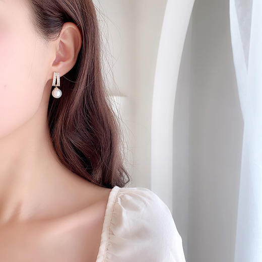 【预售3天】韩国气质法式简约锆石耳钉女S925银针创意饰品几何珍珠耳环H-101 商品图0