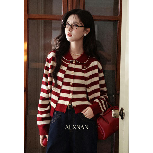 鹿向南「法式格调」复古红色条纹针织开衫女秋季新款慵懒长袖毛衣 商品图1