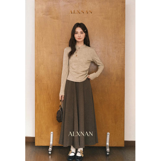 鹿向南「墨染花影」杏色设计感新中式长袖T恤秋季新款通勤上衣女 商品图1