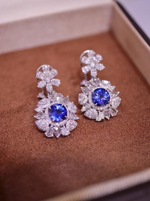 2.33ct刻面蓝宝石耳坠 商品图4
