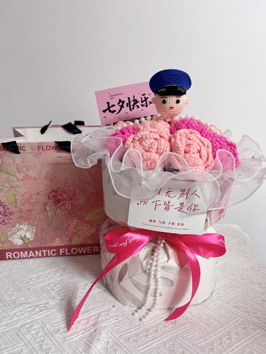 【DIY纯手工钩织11朵小玫瑰花束】纯手工钩织母亲节送礼小香风花束（手工产品不支持退换）LQQ 商品图4