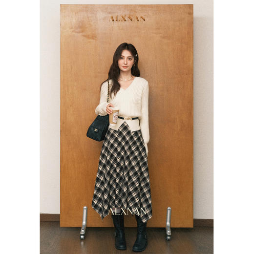 鹿向南「格织晚秋」格子休闲半身裙秋新款不规则百搭通勤长裙女款 商品图2