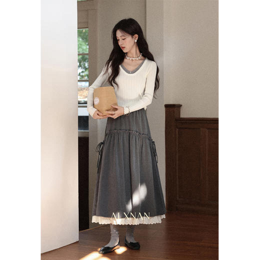 鹿向南「布里花韵」假两件米白色V领长袖针织衫高级感上衣女初秋 商品图3