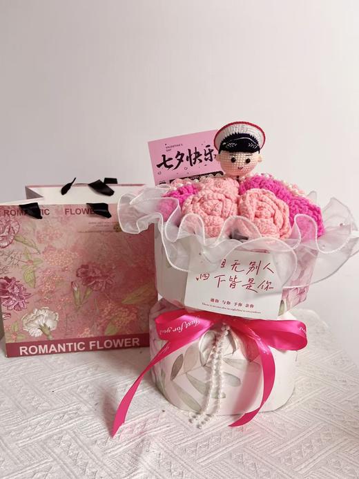 【DIY纯手工钩织11朵小玫瑰花束】纯手工钩织母亲节送礼小香风花束（手工产品不支持退换）LQQ 商品图5