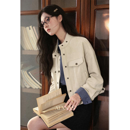 鹿向南「秋日序章」米色立领工装短款外套女秋韩系穿搭小个子上衣 商品图2