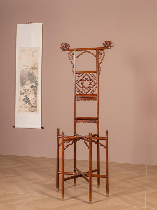 清	黄花梨四合如意中牌子六足高面盆架 商品图2