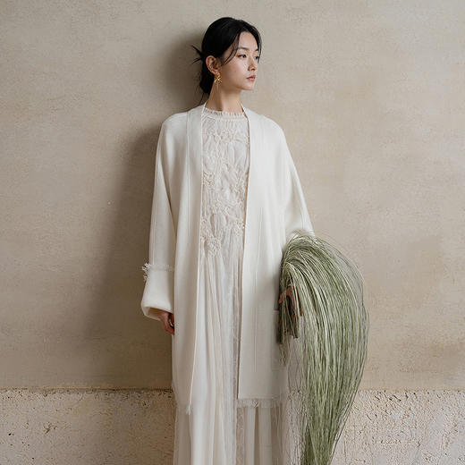 【林栖设计小店】（现货）绵羊毛毛织外套镂空仿手钩花流苏2025秋冬新款长袖毛衣女1954007 商品图1