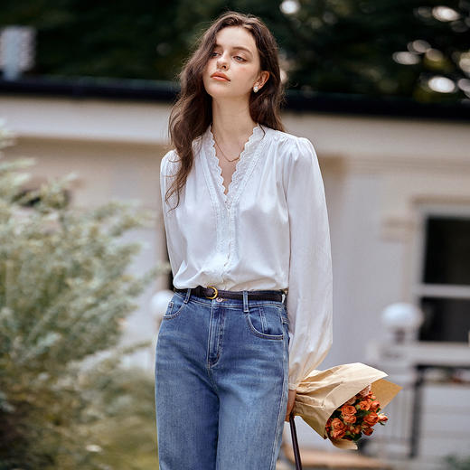 OLrain欧芮儿拼接花边领气质法式衬衫秋季2025新款宫廷风长袖上衣 商品图0