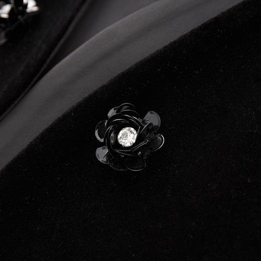 「高货wl」全新升级【铂金会员349/天猫469/差价120】(12308)洛诗琳重工亮片绣花马甲外套2025秋季新款洋气V领马甲上衣 商品图2